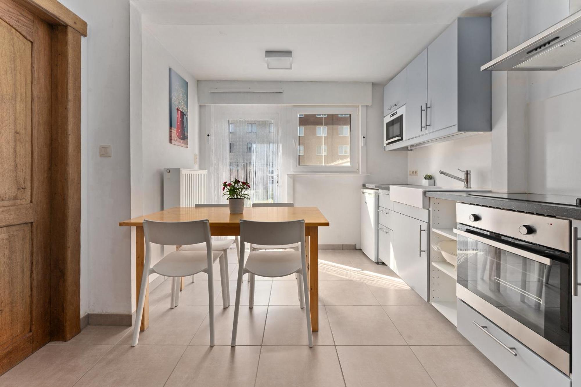 Ruime Woning 10P Met Zonnige Tuin & Nabij Strand 布兰肯贝赫 外观 照片